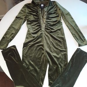 Kimber velvet jumpsuit (Olive)